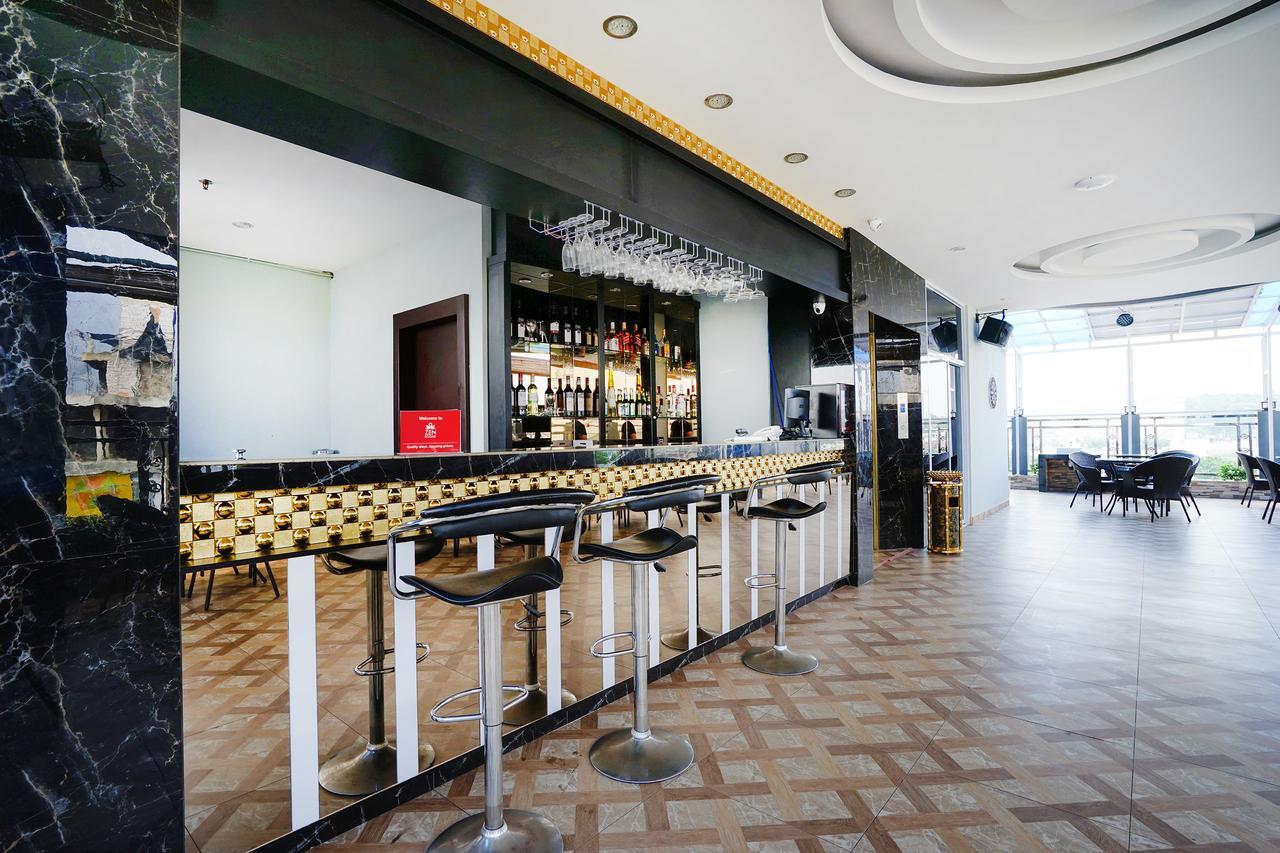 Cardinal Lucky Star Hotel Batam ภายนอก รูปภาพ