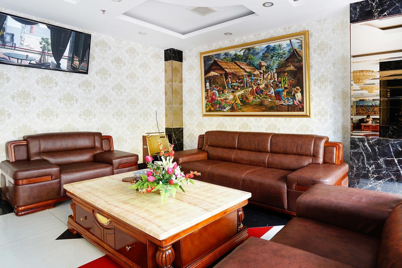 Cardinal Lucky Star Hotel Batam ภายนอก รูปภาพ