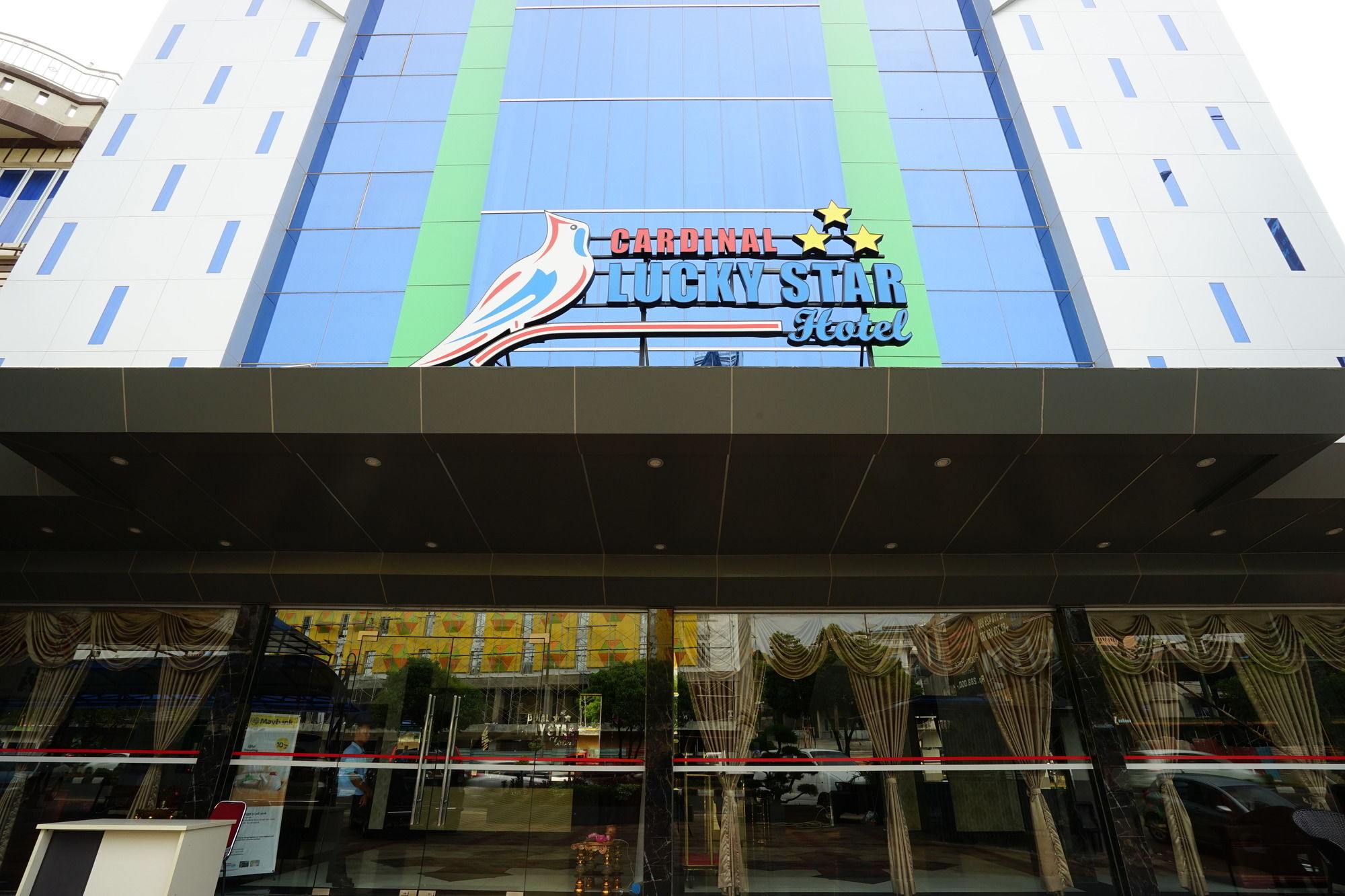 Cardinal Lucky Star Hotel Batam ภายนอก รูปภาพ