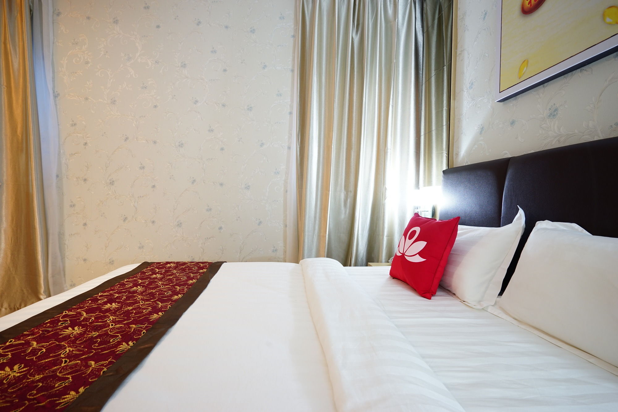 Cardinal Lucky Star Hotel Batam ภายนอก รูปภาพ