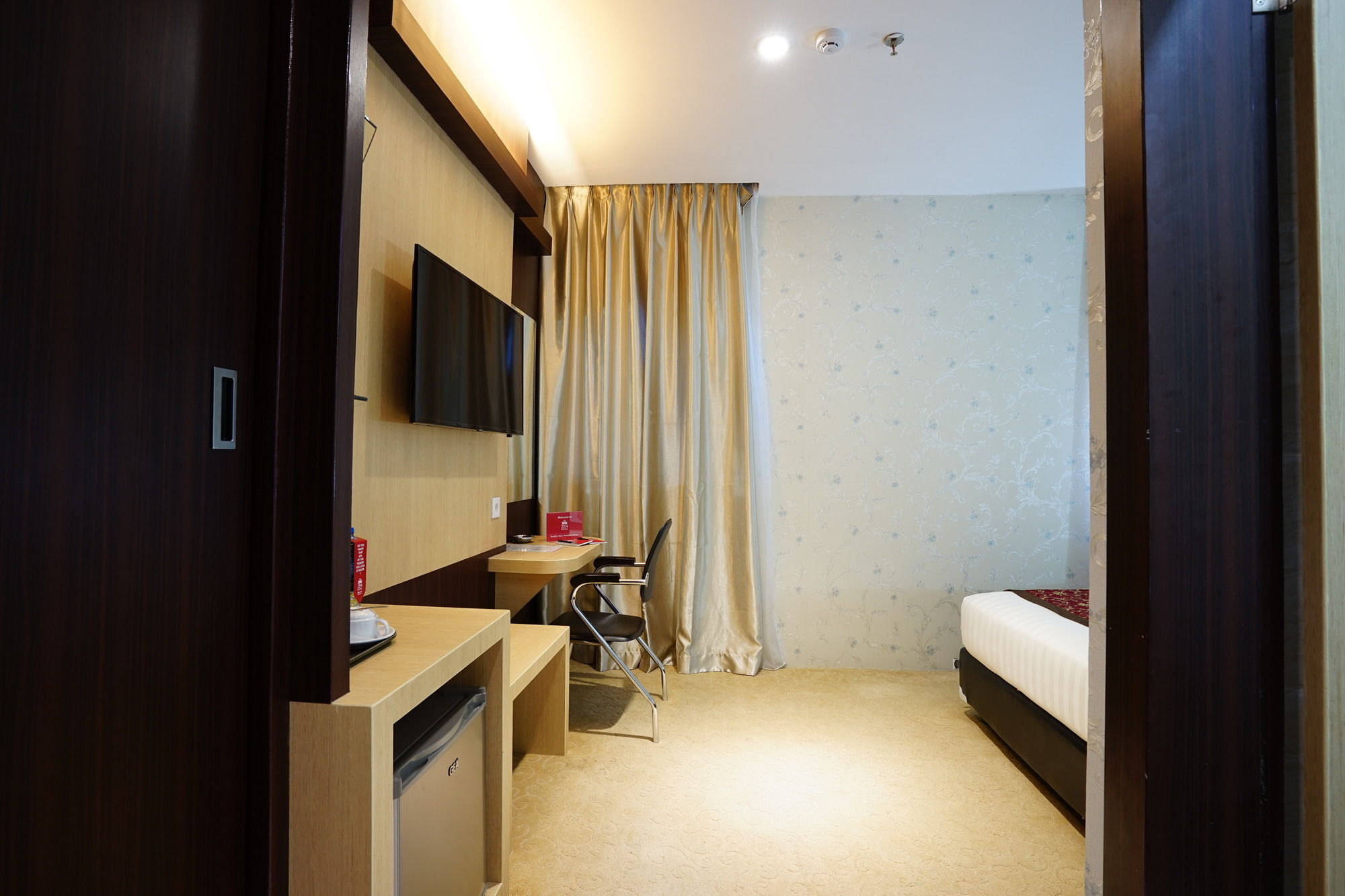 Cardinal Lucky Star Hotel Batam ภายนอก รูปภาพ